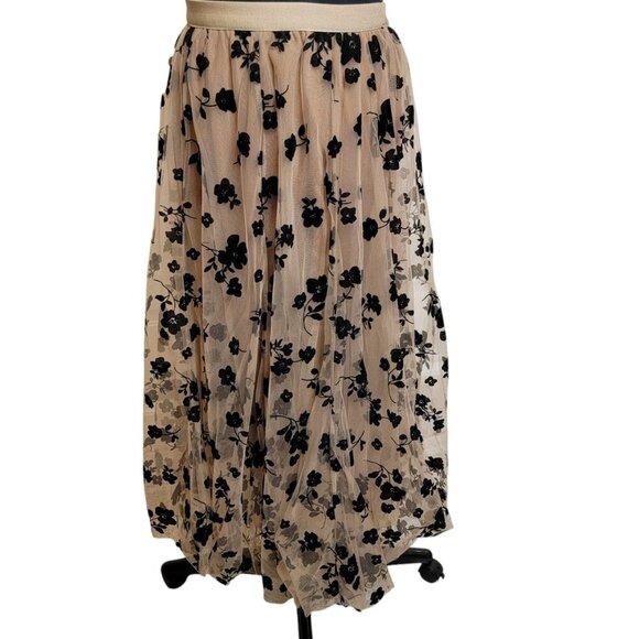 Chicwish Caramel 3D Posy Tulle Skirt – Embroidered Mesh Midi | Size S/M - Picture 3 of 10